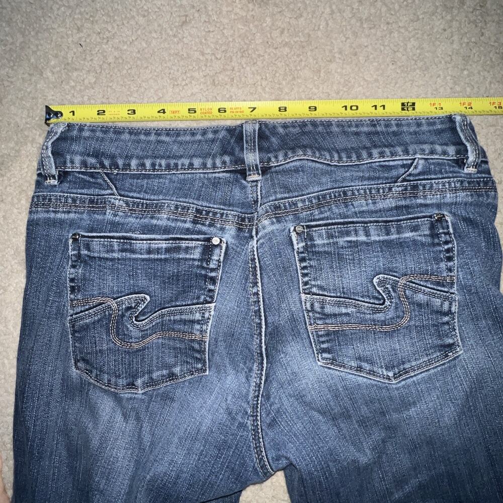 White House Black Market BLANC Flare Leg Jeans Size 6R Regular Blue Wash - Picture 6 of 7